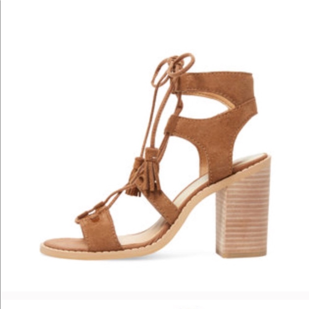 ❌SOLD❌ DV Mindi Lace Up Stacked Heel Sandal